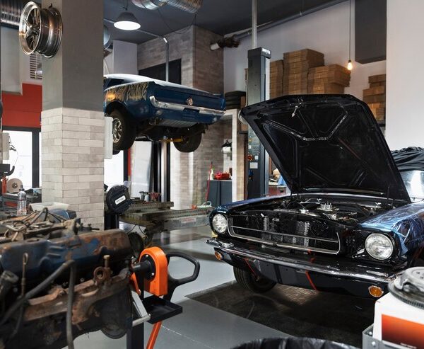 مركز صيانة سيارات